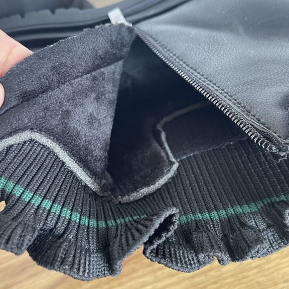 Booties Black Chelsea Big Girls Ankle Boots Size 6 Side Zip New - Picture 15 of 16